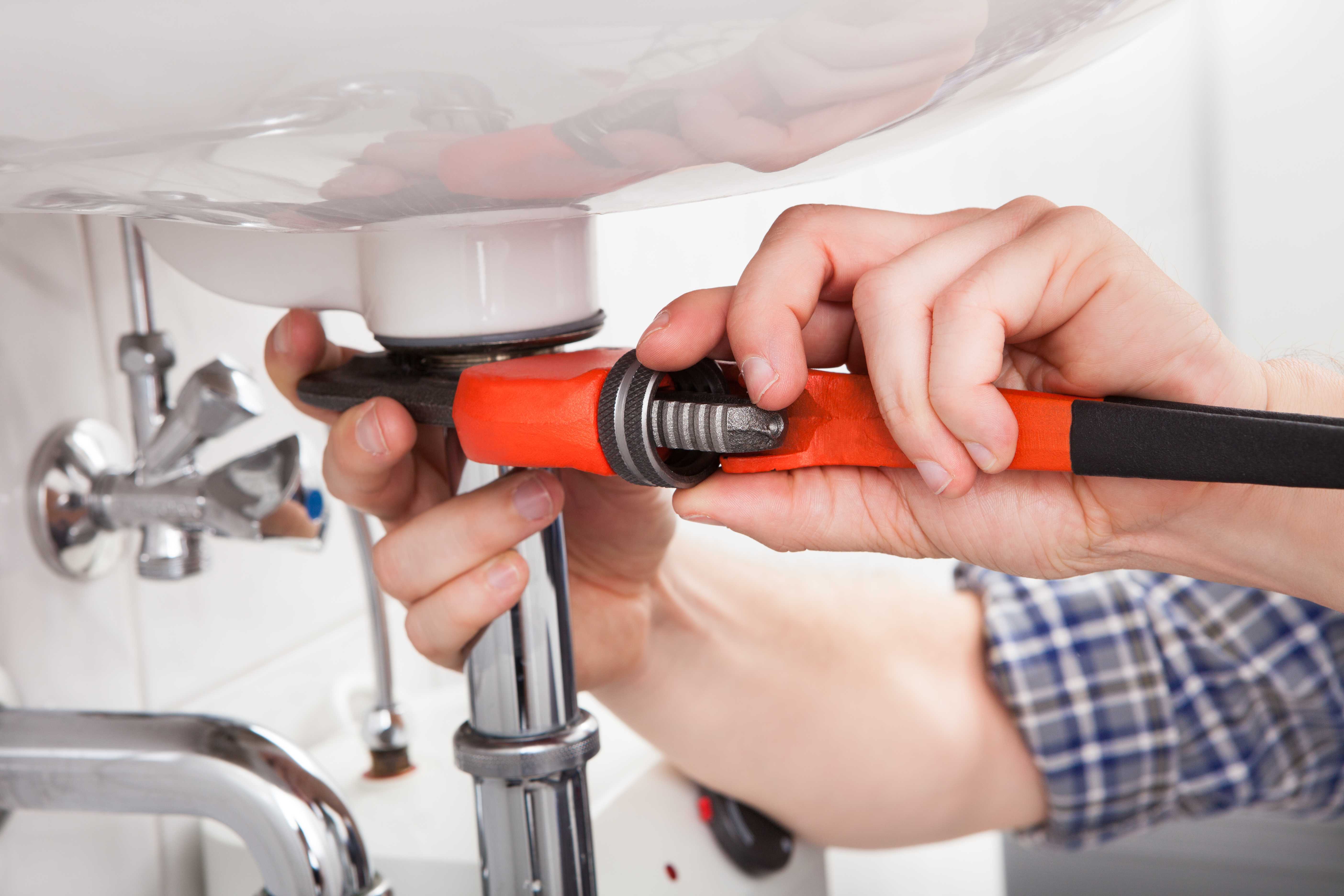 Professional Plumbers for Complete Plumbing Services