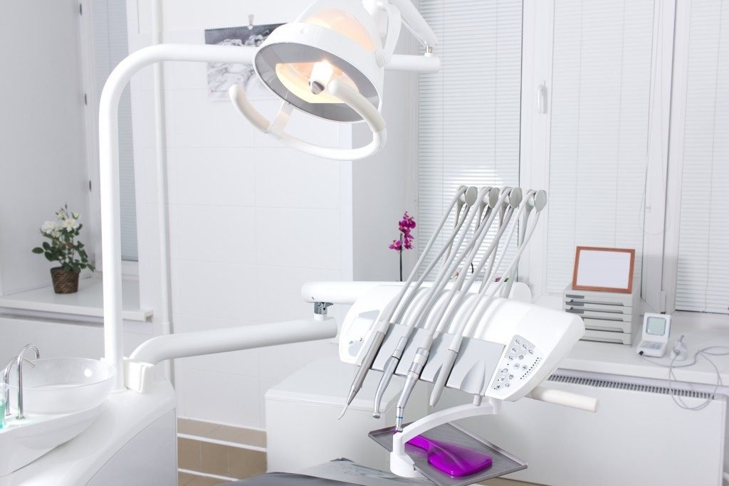 dental apparatus at the dentist