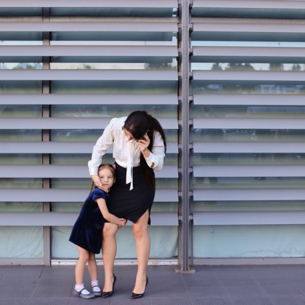 Family and Career Building: Tips for Young Moms