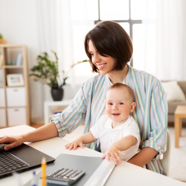 4 Ways Moms Can Improve Career and Finances